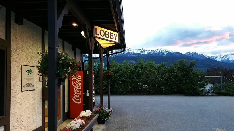 Imagen general del Hotel Yellowhead Motel. Foto 14