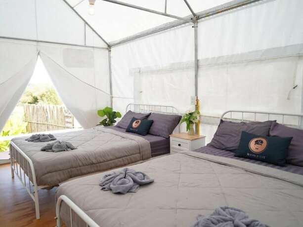 Imagen de la habitación del Hotel Yellowstone Camps O2 Zone Khao Kho. Foto 13