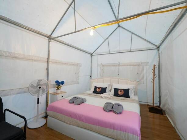 Imagen de la habitación del Hotel Yellowstone Camps O2 Zone Khao Kho. Foto 17