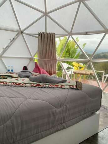Imagen general del Hotel Yellowstone Camps O2 Zone Khao Kho. Foto 4