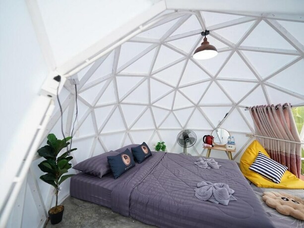 Imagen de la habitación del Hotel Yellowstone Camps O2 Zone Khao Kho. Foto 20