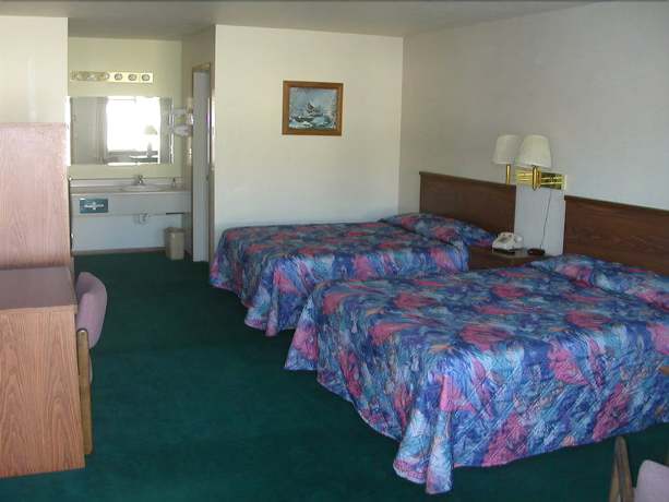 Imagen de la habitación del Hotel Yellowstone Country Inn, West Yellowstone. Foto 2