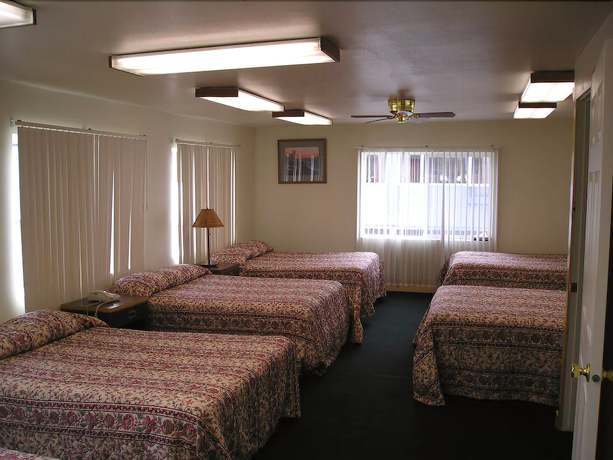 Imagen de la habitación del Hotel Yellowstone Country Inn, West Yellowstone. Foto 12