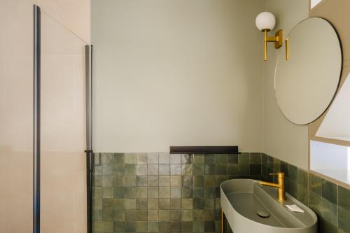 Imagen de la habitación del Hotel Yelo Mozart powered by Sonder. Foto 7