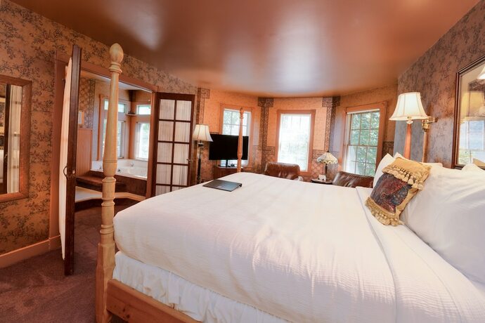 Imagen de la habitación del Hotel Yelton Manor Bed and Breakfast. Foto 11