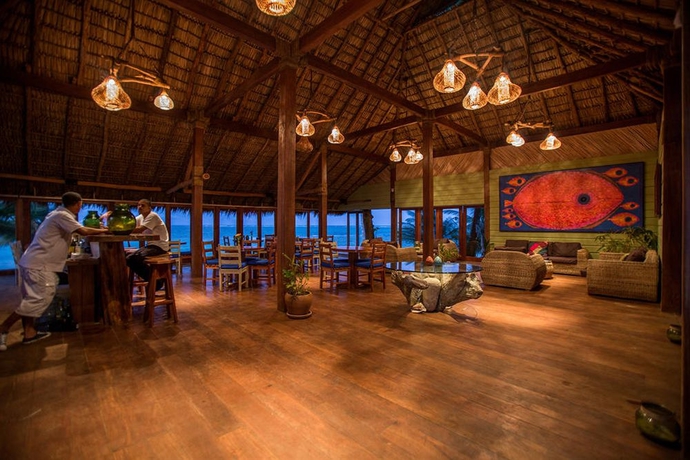 Imagen del bar/restaurante del Hotel Yemaya Reefs. Foto 7