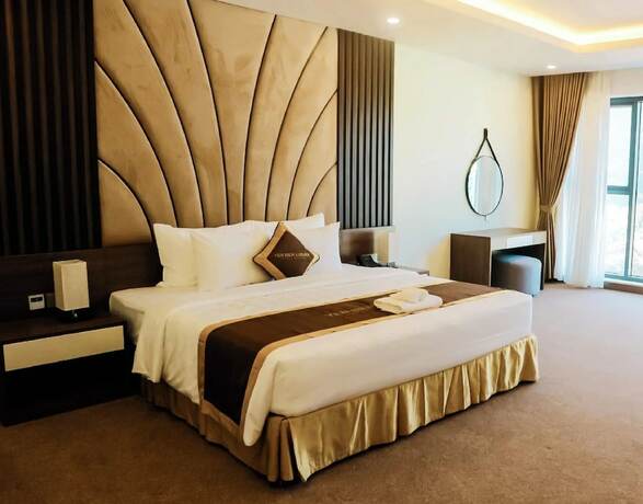 Imagen de la habitación del Hotel Yen Bien Luxury Hotel. Foto 24