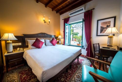 Imagen de la habitación del Hotel Yeng Keng. Foto 5
