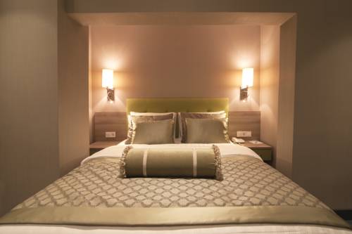 Imagen de la habitación del Hotel Yeni Bahar Otel. Foto 5