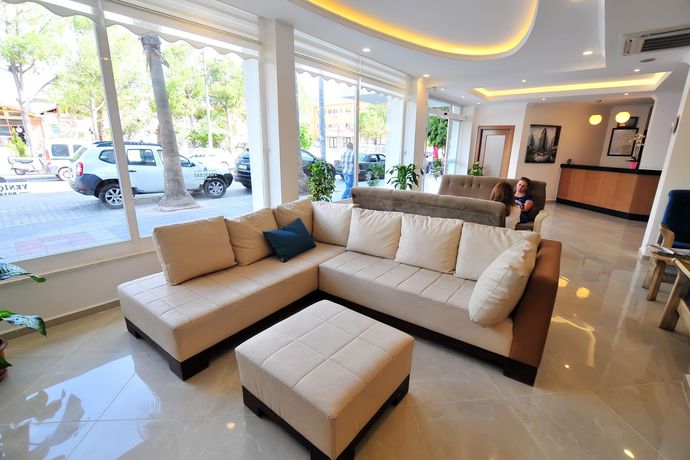 Imagen de la habitación del Hotel Yeniceri City. Foto 3