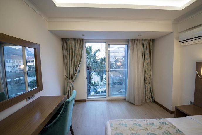 Imagen de la habitación del Hotel Yeniceri City. Foto 7