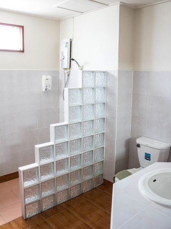 Imagen de la habitación del Hotel Yenjit Resort. Foto 12