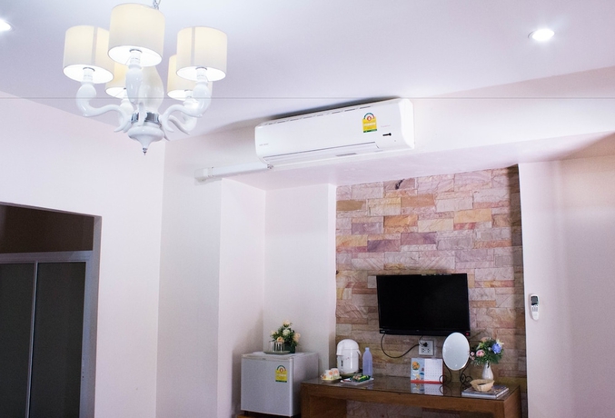 Imagen de la habitación del Hotel Yenjit Resort. Foto 17