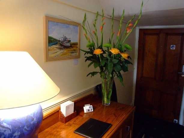 Imagen de los interiores del Hotel Yeo Dale. Foto 20