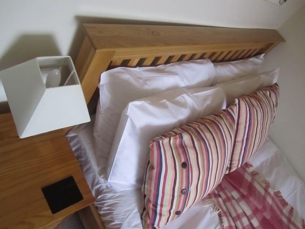 Imagen de la habitación del Hotel Yeo Dale. Foto 17