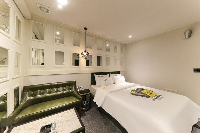 Imagen de la habitación del Hotel Yeogiuhtte Suncheon Jorye. Foto 22