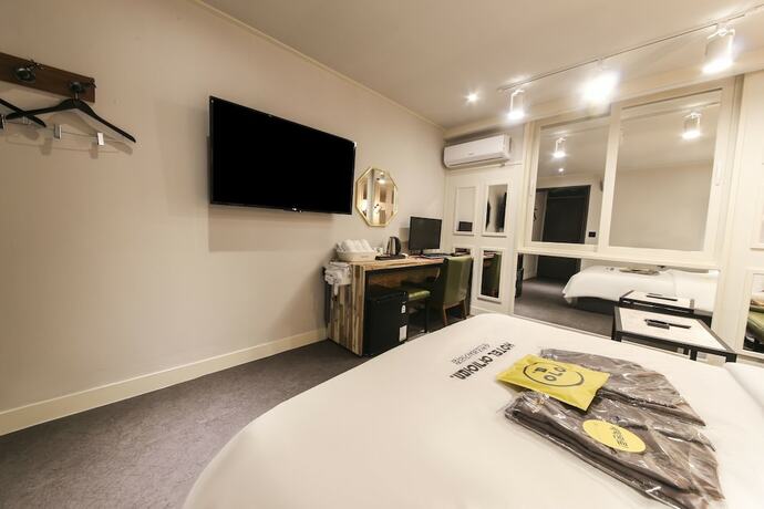 Imagen de la habitación del Hotel Yeogiuhtte Suncheon Jorye. Foto 33