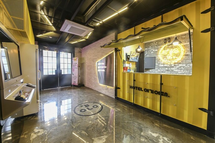 Imagen de los interiores del Hotel Yeogiuhtte Suncheon Jorye. Foto 36