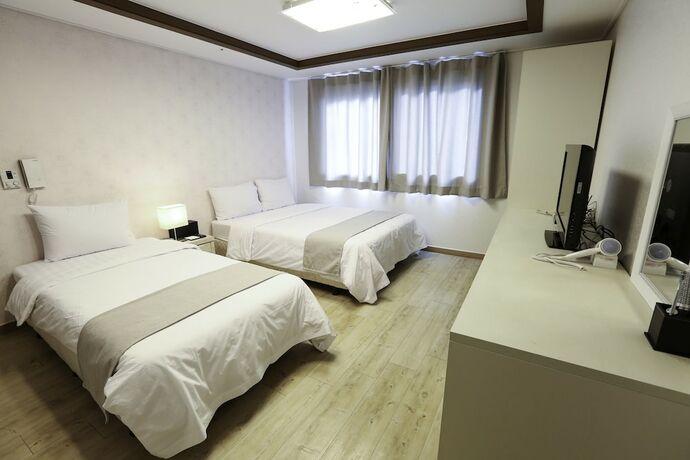 Imagen de la habitación del Hotel Yeongdeungpo Vip. Foto 13