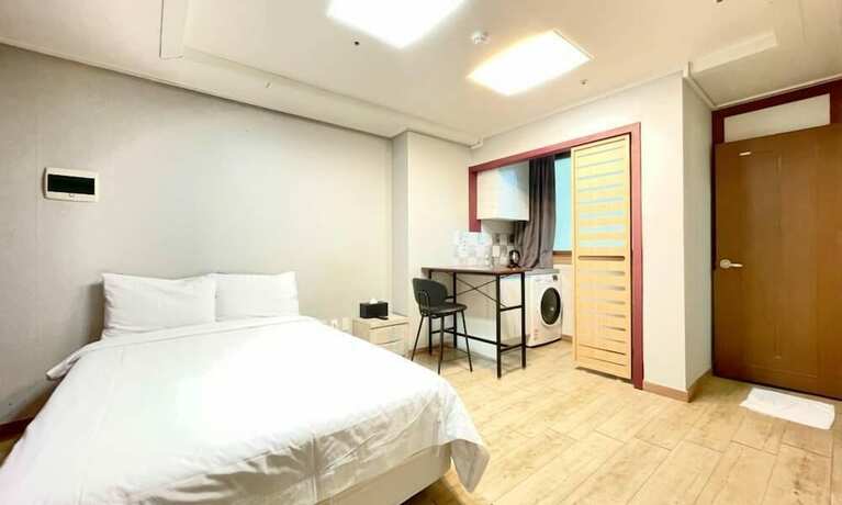 Imagen de la habitación del Hotel Yeongdeungpo Vip. Foto 16