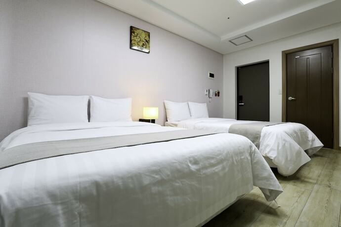 Imagen de la habitación del Hotel Yeongdeungpo Vip. Foto 23