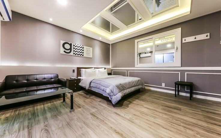 Imagen de la habitación del Hotel Yeongdong Call Self Check-in Motel. Foto 13