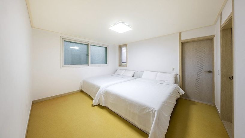 Imagen de la habitación del Hotel Yeongheungdo Sun Pension. Foto 8