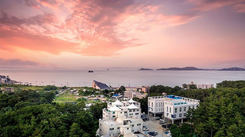 Imagen general del Hotel Yeongheungdo Sun Pension. Foto 1