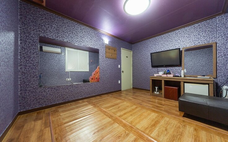 Imagen general del Hotel Yeongju E. Foto 6