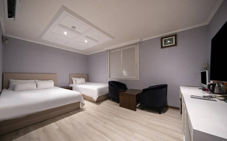 Imagen de la habitación del Hotel Yeongju Wiz. Foto 15