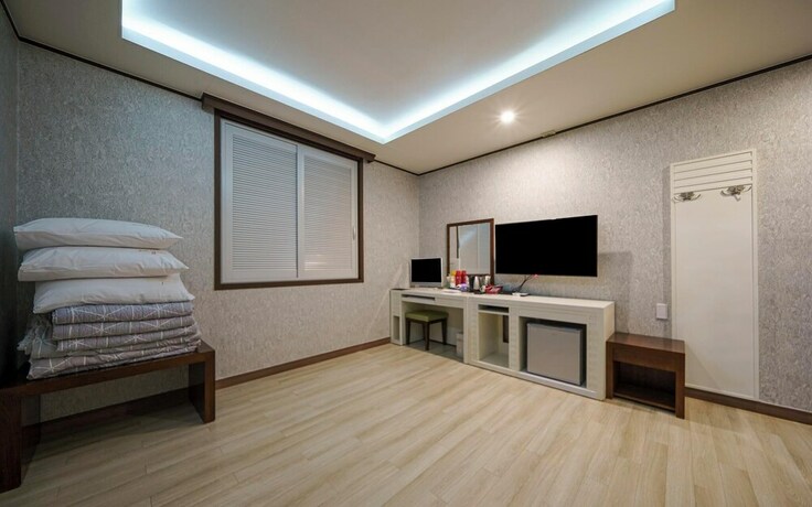 Imagen de la habitación del Hotel Yeongju Wiz. Foto 20