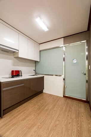 Imagen de la habitación del Hotel Yeoninsan Hot Spring Resort. Foto 12