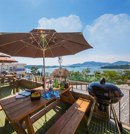 Imagen general del Hotel Yeosu Ggotnal Pension. Foto 1