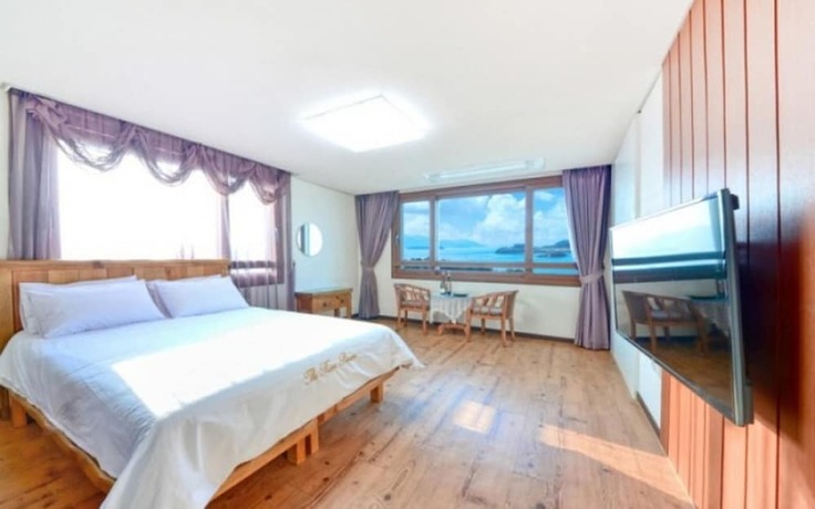 Imagen de la habitación del Hotel Yeosu The Raon Pension. Foto 11