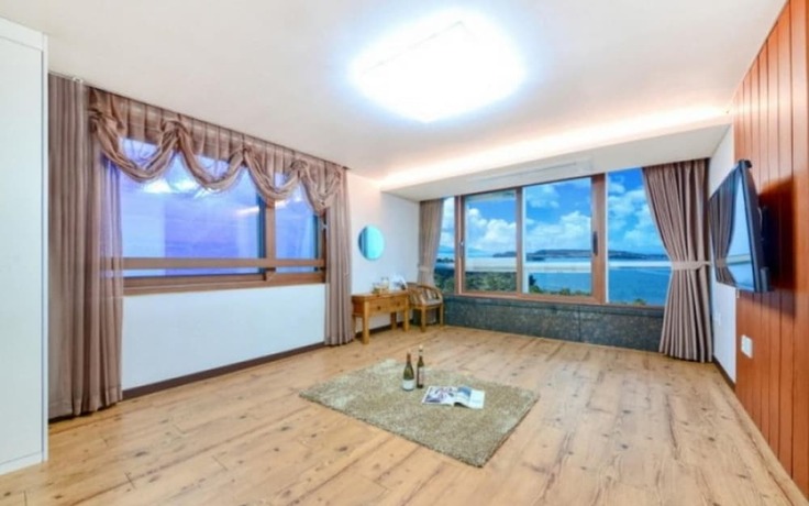 Imagen general del Hotel Yeosu The Raon Pension. Foto 7