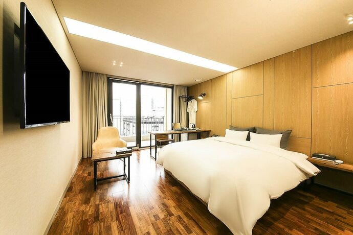 Imagen de la habitación del Hotel Yeoubi. Foto 20