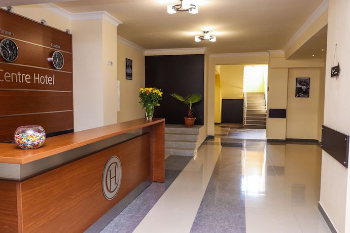 Imagen de los interiores del Hotel Yerevan Centre. Foto 19