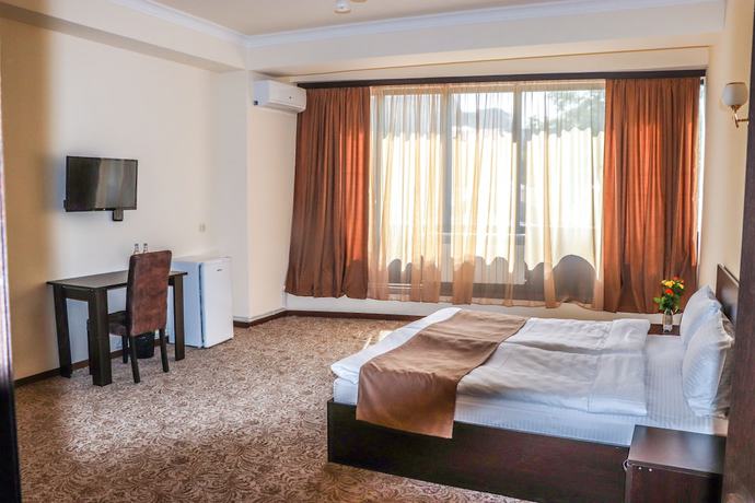 Imagen de la habitación del Hotel Yerevan Centre. Foto 16