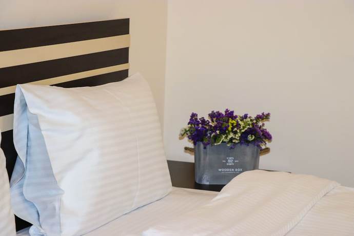 Imagen de la habitación del Hotel Yerevan Centre. Foto 17