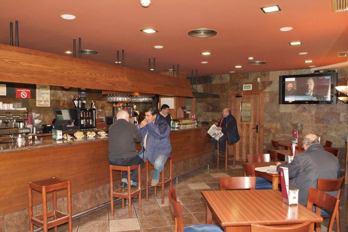 Imagen general del Hotel Yerri. Foto 3