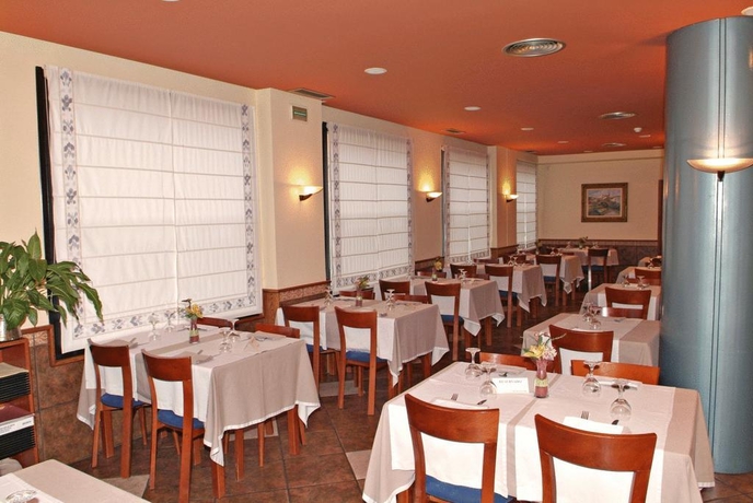 Imagen general del Hotel Yerri. Foto 15