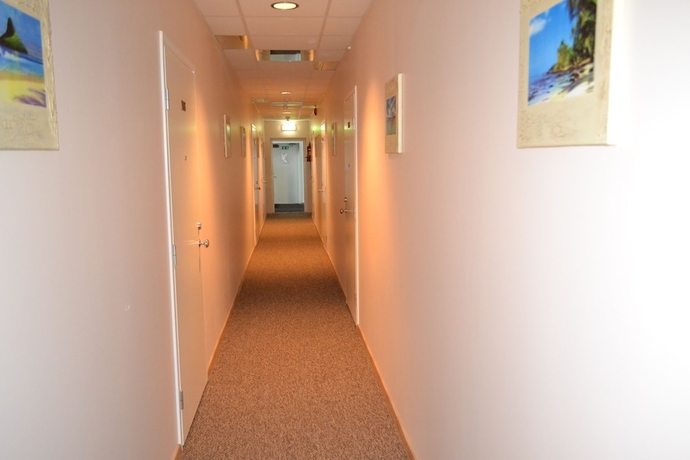 Imagen de los interiores del Hotel Yes, Narva-Jõesuu. Foto 15