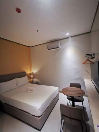 Imagen de la habitación del Hotel Yes Pandi Bulacan. Foto 19