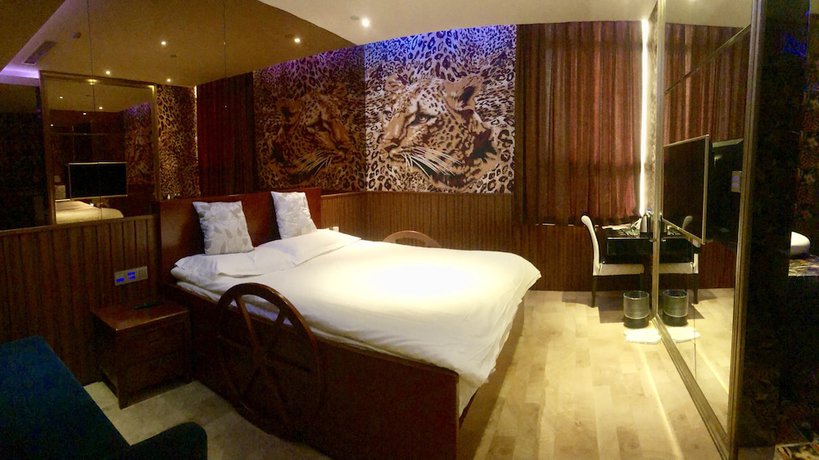 Imagen de los interiores del Hotel Yes Shanghai. Foto 19