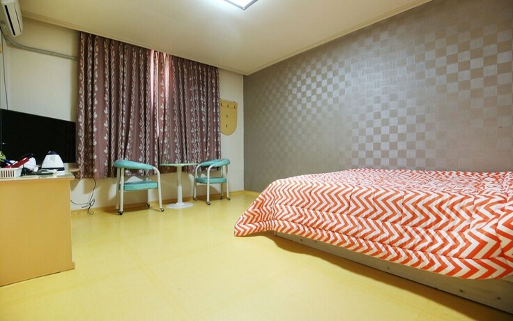 Imagen de la habitación del Hotel Yesan Garusil Motel. Foto 14