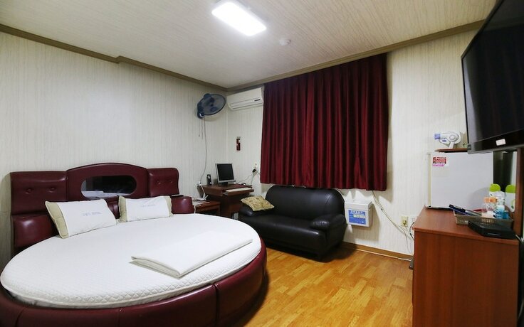 Imagen de la habitación del Hotel Yesan Grand Motel. Foto 14