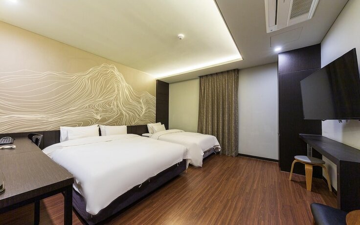 Imagen de la habitación del Hotel Yesan Jaja. Foto 18