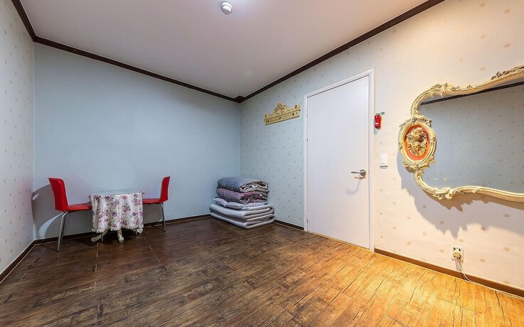 Imagen de la habitación del Hotel Yesan Shinwon Parktel. Foto 9