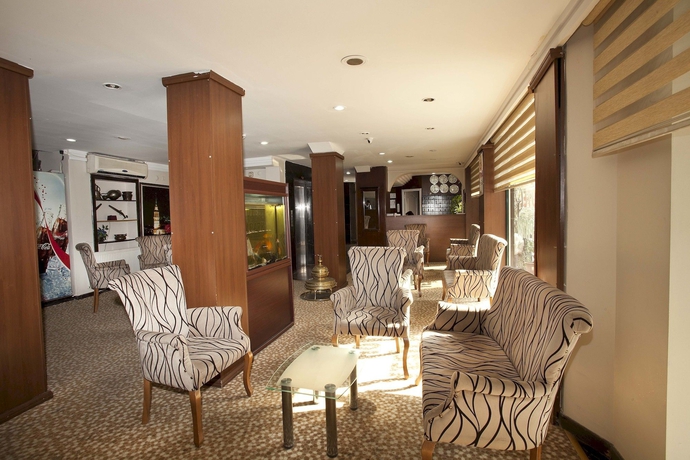 Imagen de los interiores del Hotel Yesilpark. Foto 9