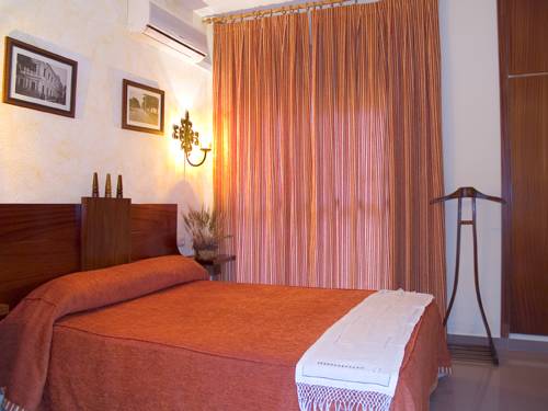 Imagen de la habitación del Hotel Yeste. Foto 5